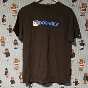 Y2K DC Skate Shoes Brown Skate T-Shirt Size Medium